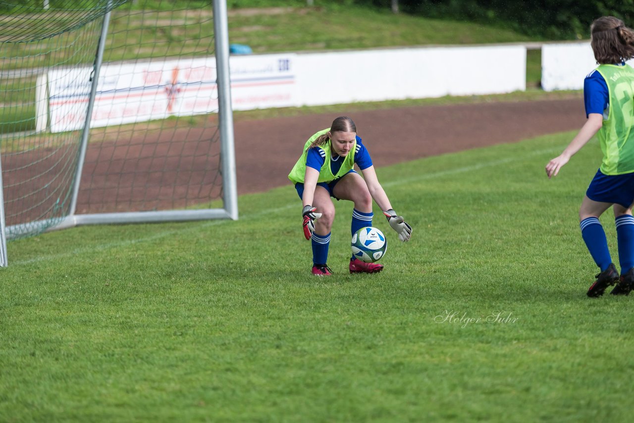 Bild 572 - Loewinnen Cup